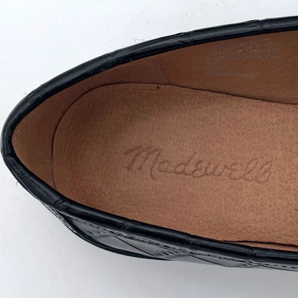 Madewell Black Leather Crocodile Textured Black and Gold Chain Academia Loafer 7